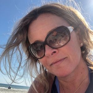 Meet your Posher, Monica